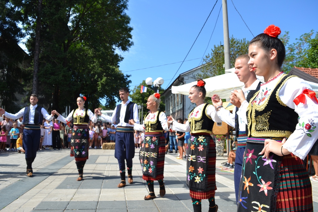 Sajam poljoprivrednih proizvoda i ručnih radinosti